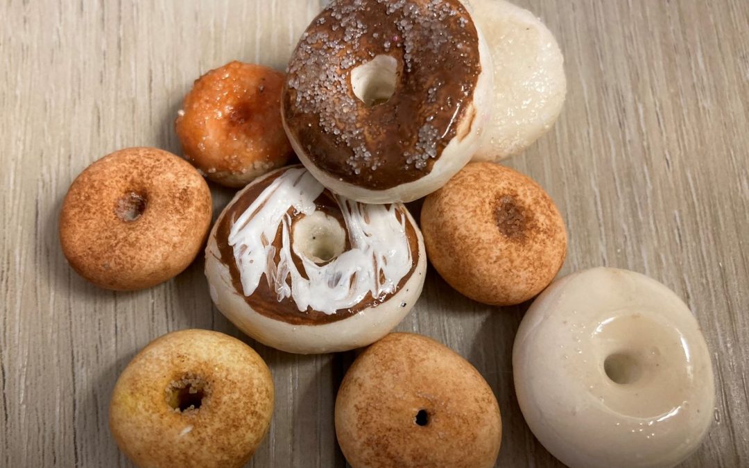 Make your own doll donuts!